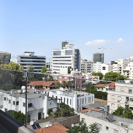 Baz Tower Aparthotel Nicosia Esterno foto